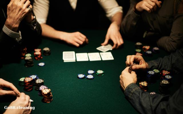 Luật chơi poker chi tiết nhất